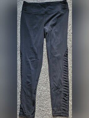 Victoria Sport Total Knock Out Leggings Large,Side Ruching Black Great Condition